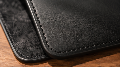 ΛURVO VOLTA — Wireless Charging Desk Mat